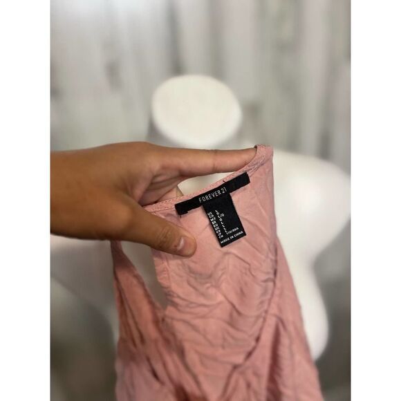 Pink top - Picture 3 of 5